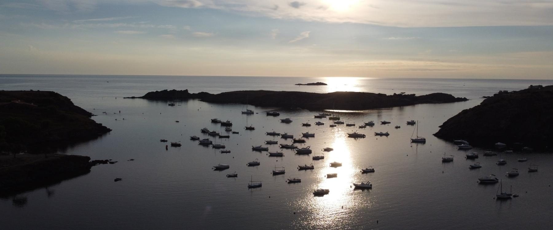8_Velero-calas-espectaculares-Menorca-Costa-Brava