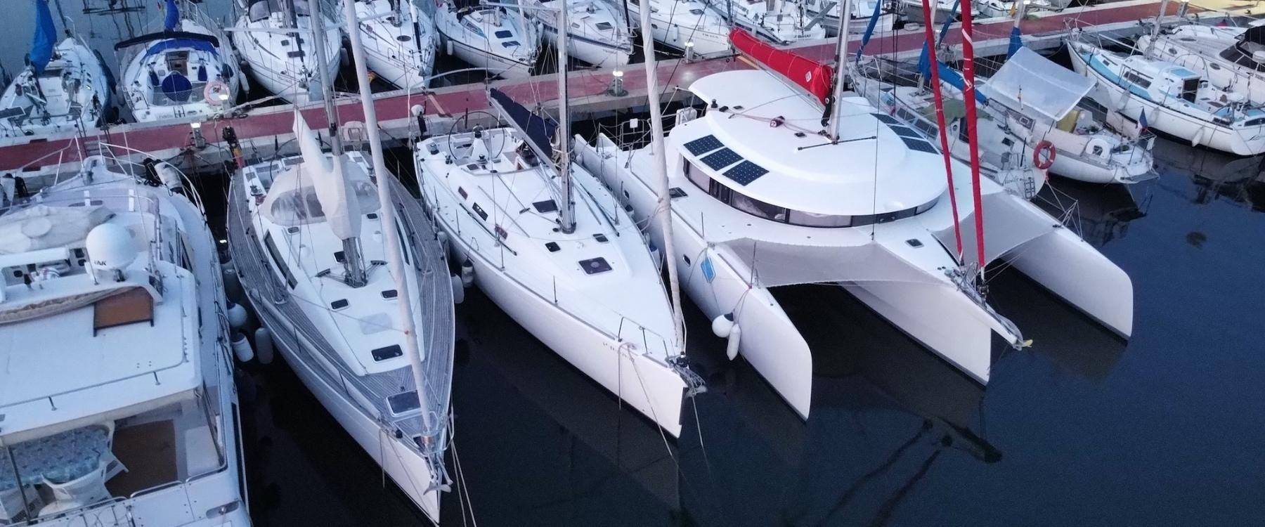 Dormir-Barco-hotel-Barcelona